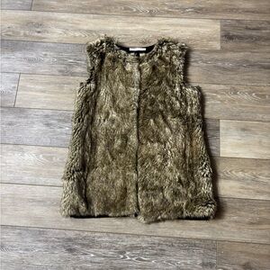 Bailey 44 Waverly Vest Sz S Faux Fur Quiet Luxury Mobwife Cabincore Ski Colorado